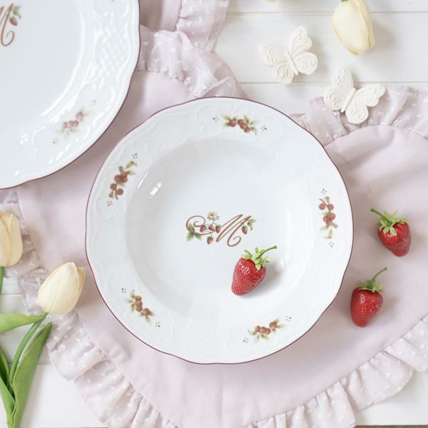 全国どこでも送料無料！ いちごの深皿プレート（レール・ドゥ・ロココ）/Many｜かわいい ボディソープ
