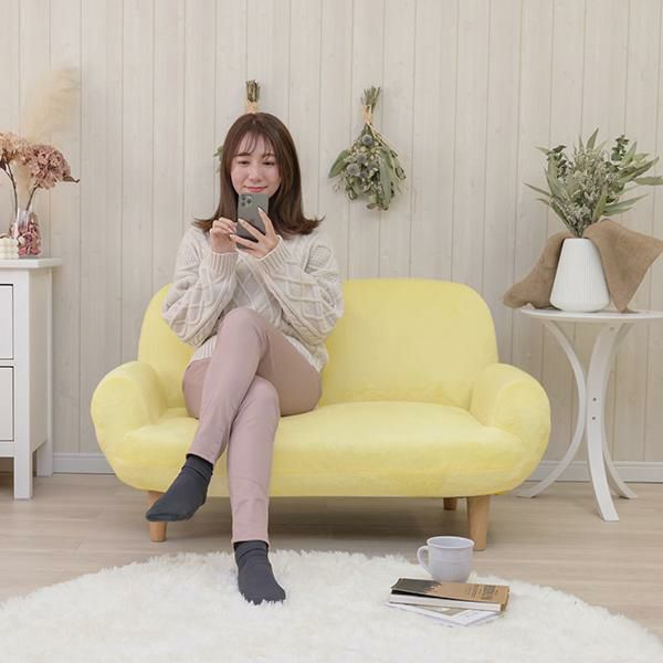 【処分セール】くすみピンク ころんとした形状の2人掛けソファ 幅115cm 2人掛け]コンパクトソファ｜セミオーダー感覚で選べる21色