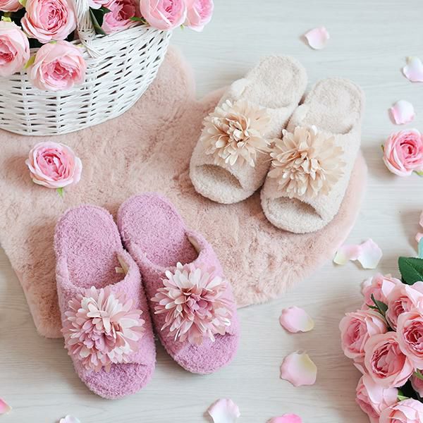 ルームシューズ もこもこ ふわふわ スリッパ 室内 いちご ボア 苺 サンダル 暖かい 冬 ピンク ストロベリー GPT 送料無料(gu1b805) フラッシュスリッパ レディース ソフト 快適 かわいい フルーツ 室内 冬 ストロベリー スリッポン, ストロベリー(ホワイト),